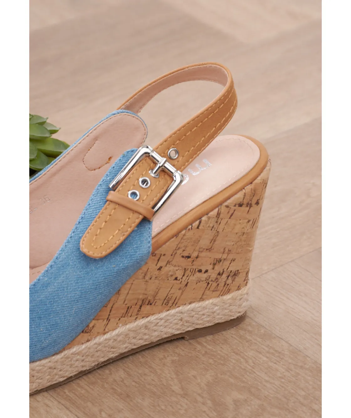 La boutique de Lilie COMPENSEES LEONIA> Sandales & Espadrilles