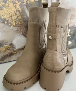 La boutique de Lilie BOTTINES LAURIE> Boots & Bottes