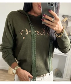 La boutique de Lilie PULL BERNARD> Pulls / Gilets