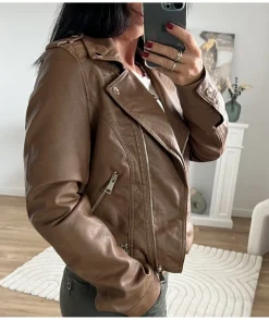 La boutique de Lilie VESTE SIMILI CUIR LAETICIA> Vestes